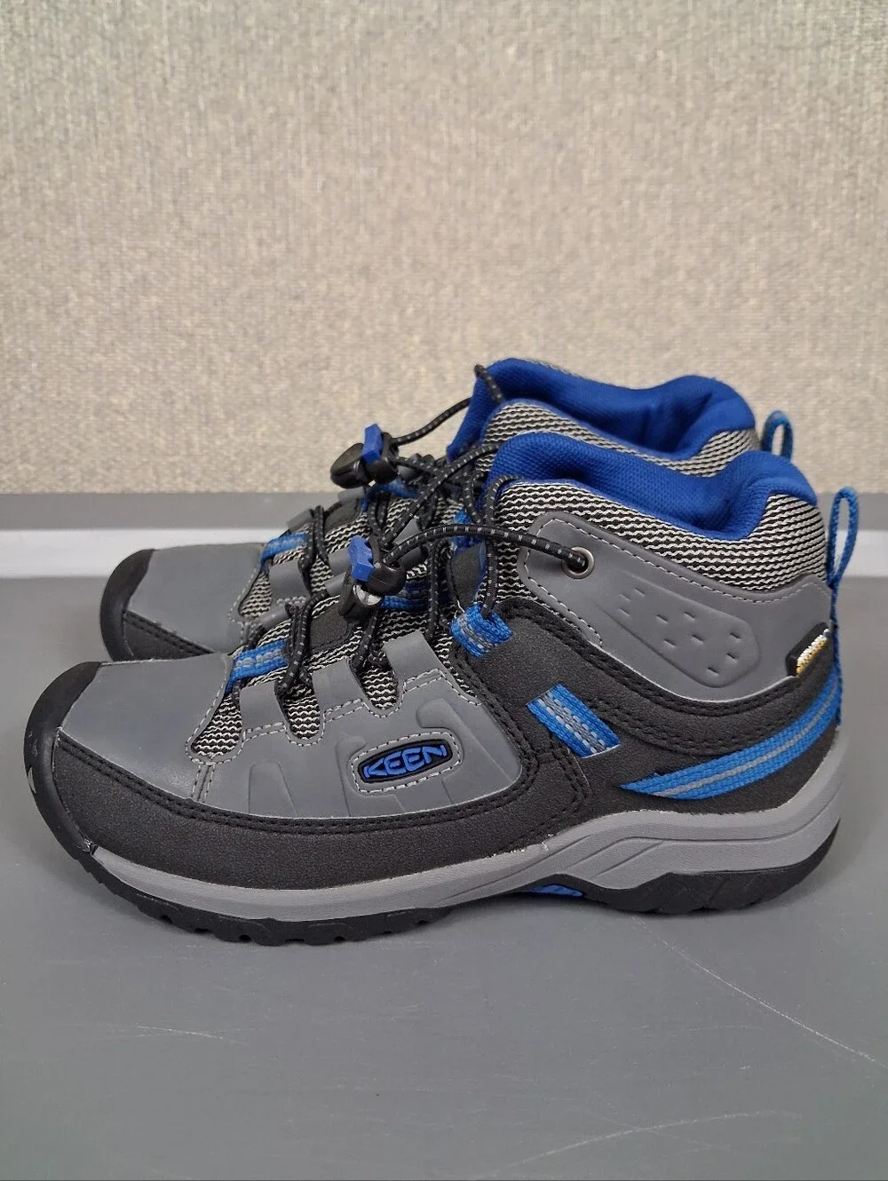 KEEN Targhee Mid Waterproof Boots Kids Size 2 Steel Grey Baleine Blue Hiking